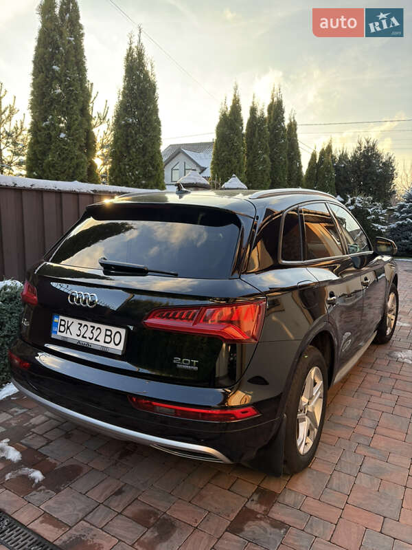 Внедорожник / Кроссовер Audi Q5 2017 в Ровно фото 4 Внедорожник / Кроссовер Audi Q5 2017 в Ровно