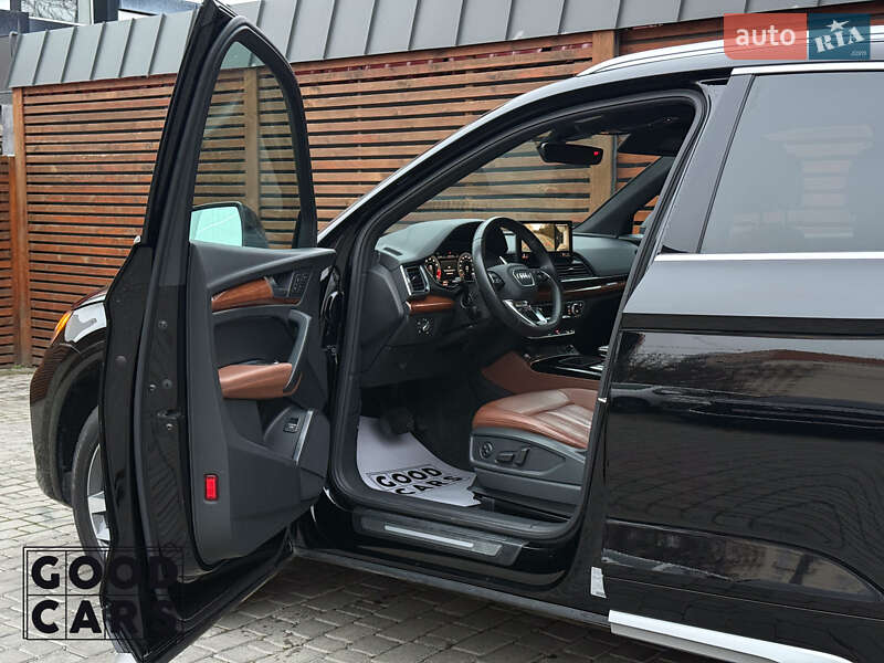 Внедорожник / Кроссовер Audi Q5 2021 в Одессе