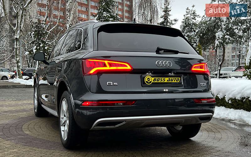 Внедорожник / Кроссовер Audi Q5 2017 в Львове