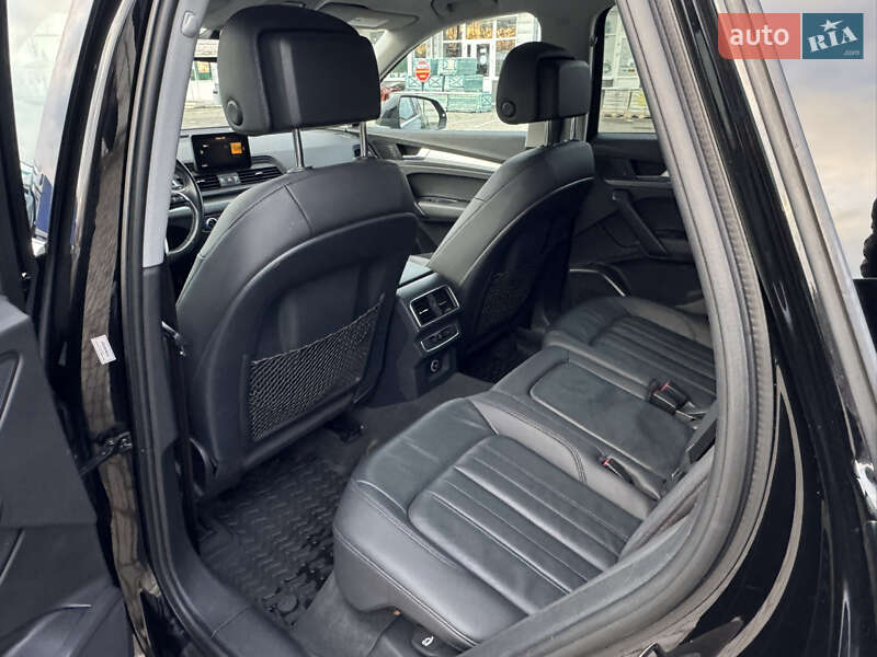 Позашляховик / Кросовер Audi Q5 2017 в Ковелі