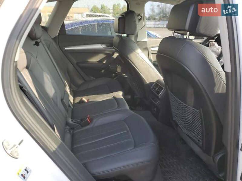 Внедорожник / Кроссовер Audi Q5 2019 в Стрые