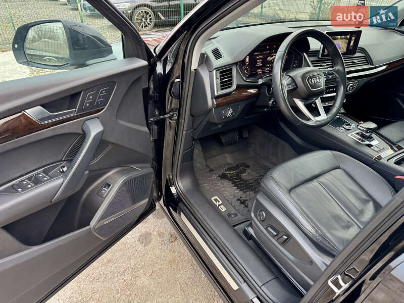 Внедорожник / Кроссовер Audi Q5 2018 в Киеве фото 9 Внедорожник / Кроссовер Audi Q5 2018 в Киеве