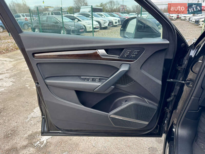 Внедорожник / Кроссовер Audi Q5 2018 в Киеве фото 30 Внедорожник / Кроссовер Audi Q5 2018 в Киеве