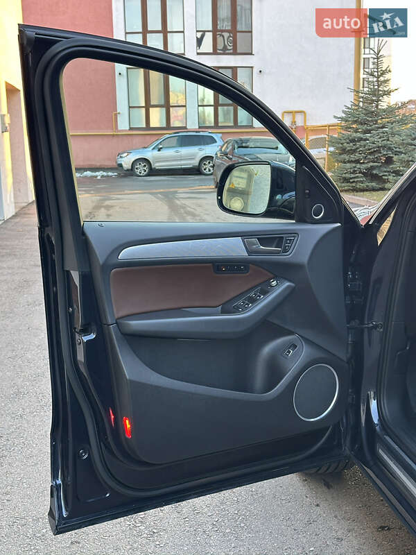 Внедорожник / Кроссовер Audi Q5 2016 в Ровно