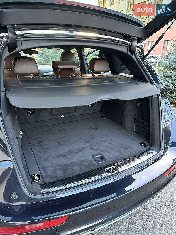 Внедорожник / Кроссовер Audi Q5 2016 в Ровно