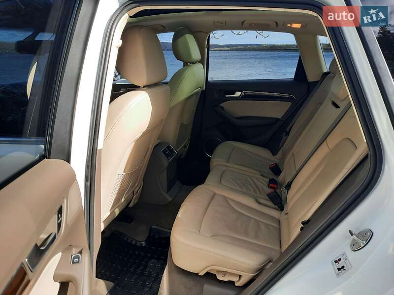 Позашляховик / Кросовер Audi Q5 2015 в Бурштині фото 10 Позашляховик / Кросовер Audi Q5 2015 в Бурштині