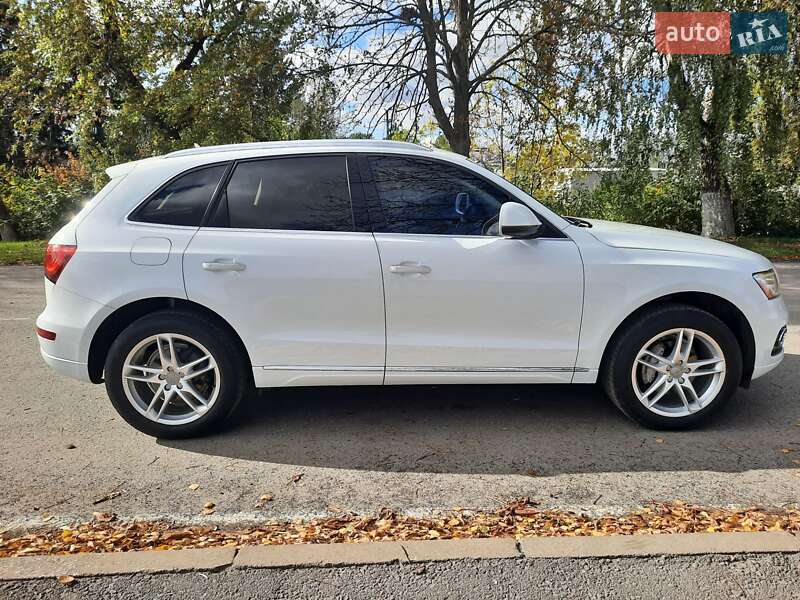 Позашляховик / Кросовер Audi Q5 2015 в Бурштині фото 4 Позашляховик / Кросовер Audi Q5 2015 в Бурштині