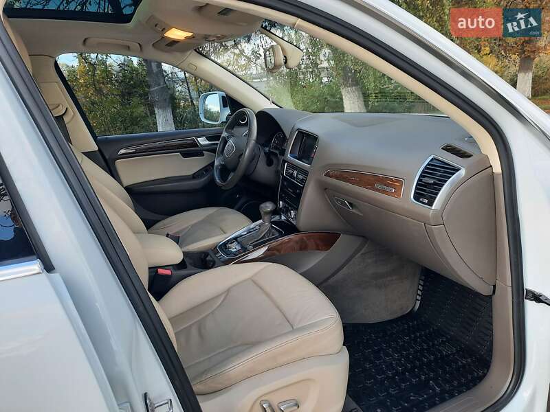 Позашляховик / Кросовер Audi Q5 2015 в Бурштині фото 12 Позашляховик / Кросовер Audi Q5 2015 в Бурштині