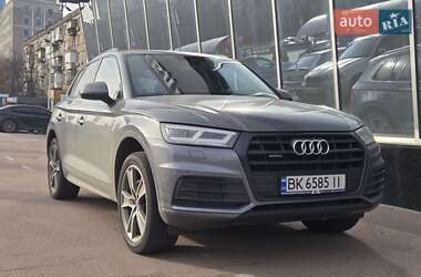 Внедорожник / Кроссовер Audi Q5 2019 в Киеве