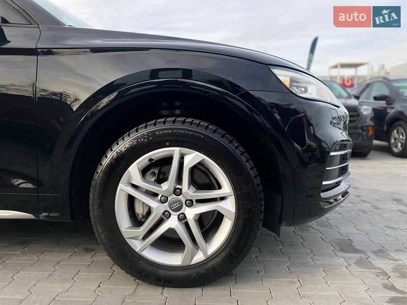 Позашляховик / Кросовер Audi Q5 2018 в Києві