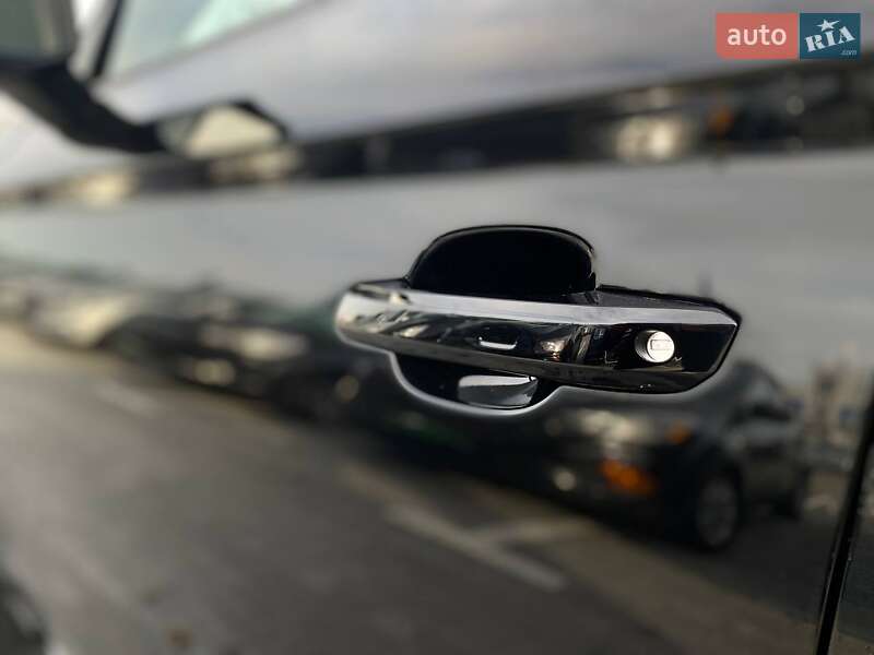 Позашляховик / Кросовер Audi Q5 2018 в Києві