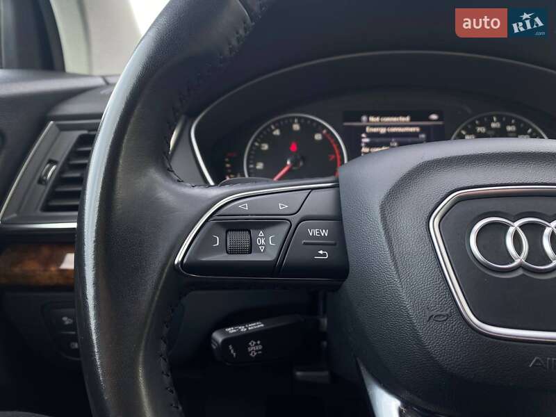 Позашляховик / Кросовер Audi Q5 2018 в Києві