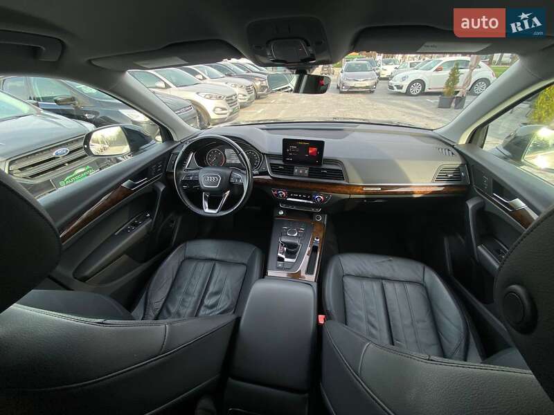 Позашляховик / Кросовер Audi Q5 2018 в Києві