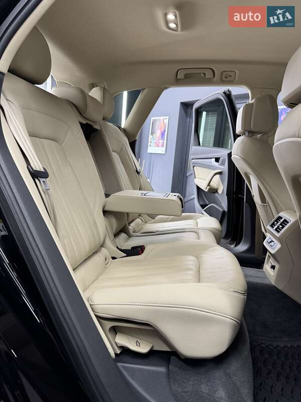 Внедорожник / Кроссовер Audi Q5 2019 в Коломые