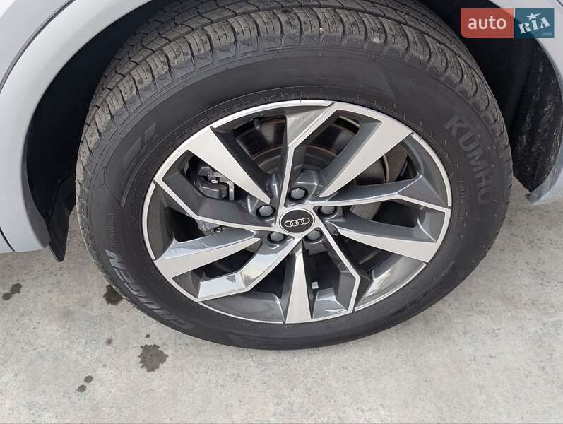 Позашляховик / Кросовер Audi Q5 2024 в Борисполі