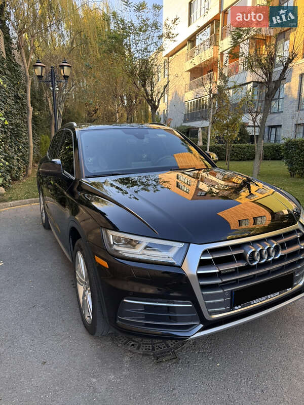 Позашляховик / Кросовер Audi Q5 2018 в Одесі