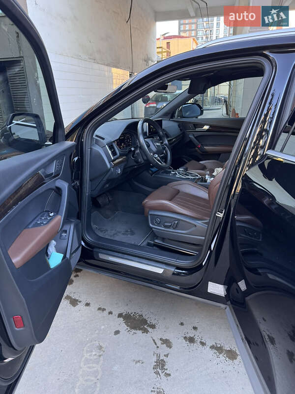 Позашляховик / Кросовер Audi Q5 2018 в Одесі