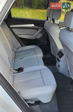 Внедорожник / Кроссовер Audi Q5 2023 в Виннице