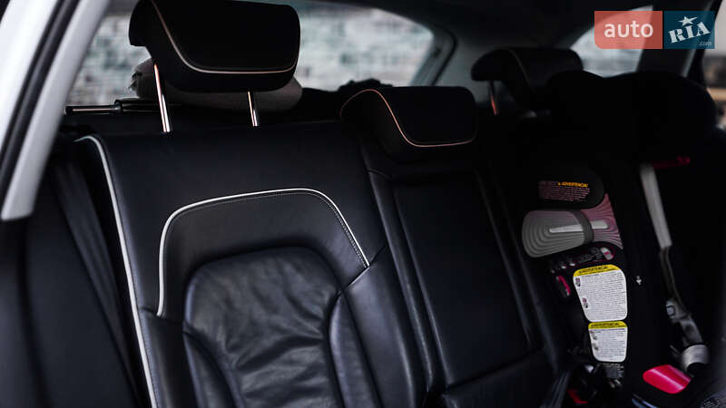 Позашляховик / Кросовер Audi Q5 2012 в Львові