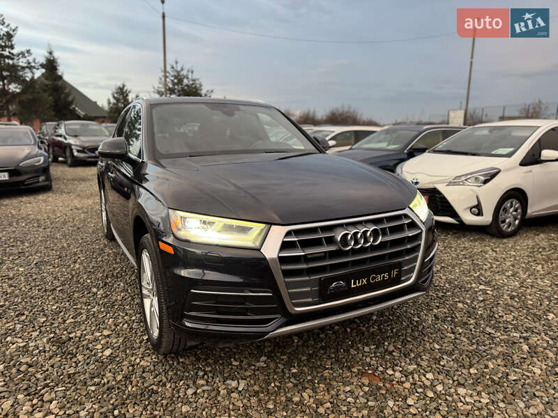 Внедорожник / Кроссовер Audi Q5 2017 в Ивано-Франковске