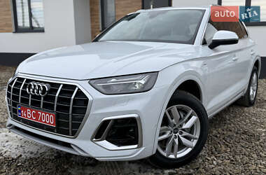 Внедорожник / Кроссовер Audi Q5 2024 в Стрые