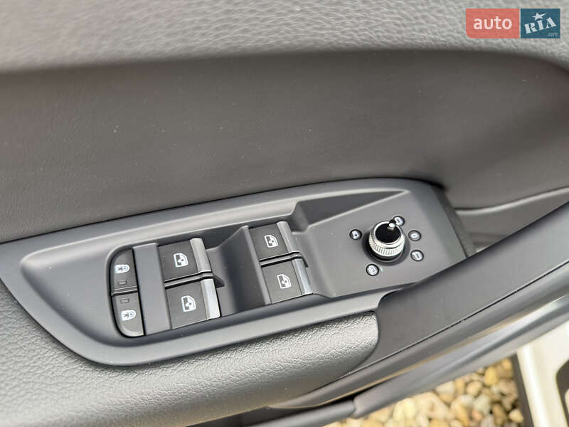 Позашляховик / Кросовер Audi Q5 2024 в Стрию