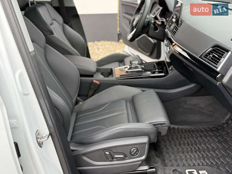 Позашляховик / Кросовер Audi Q5 2024 в Стрию