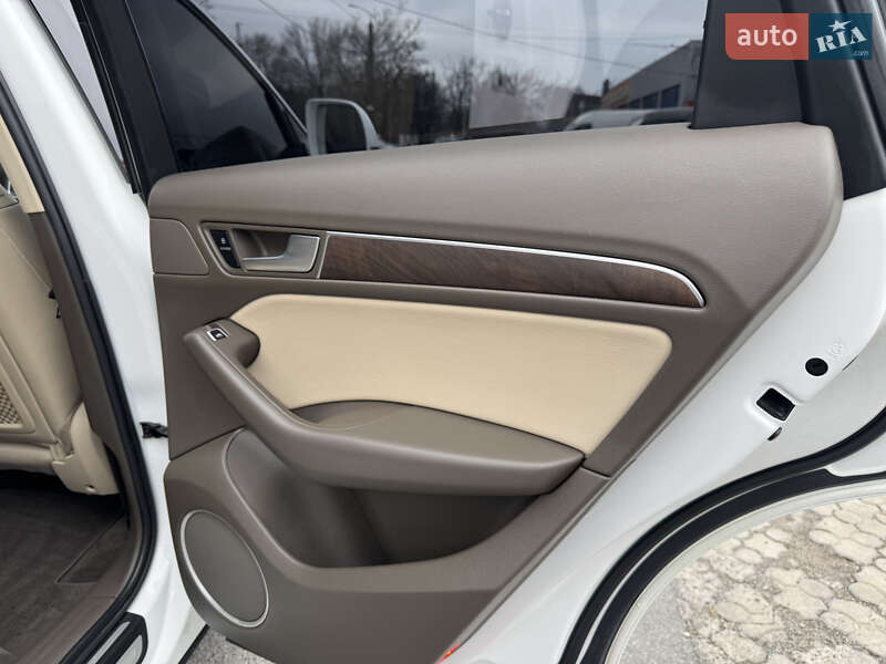 Внедорожник / Кроссовер Audi Q5 2014 в Днепре