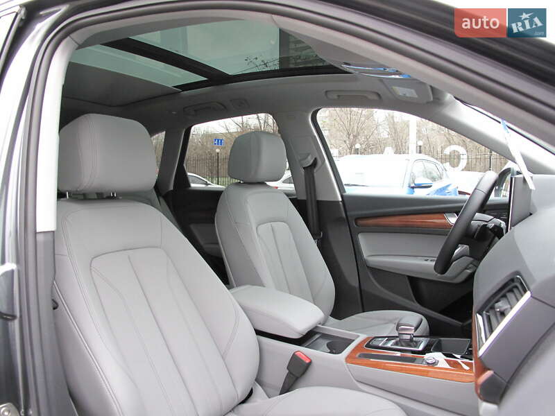 Внедорожник / Кроссовер Audi Q5 2023 в Киеве фото 100 Внедорожник / Кроссовер Audi Q5 2023 в Киеве