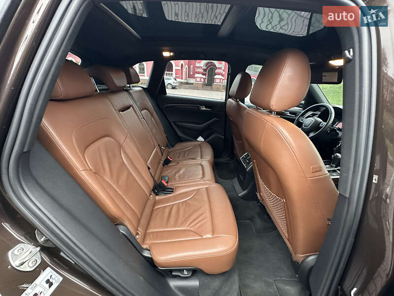 Внедорожник / Кроссовер Audi Q5 2012 в Днепре