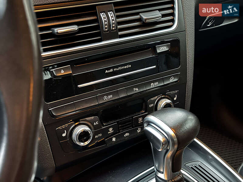 Внедорожник / Кроссовер Audi Q5 2015 в Киеве