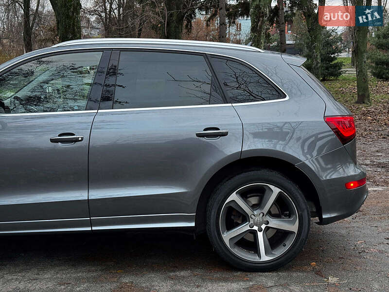 Внедорожник / Кроссовер Audi Q5 2015 в Киеве