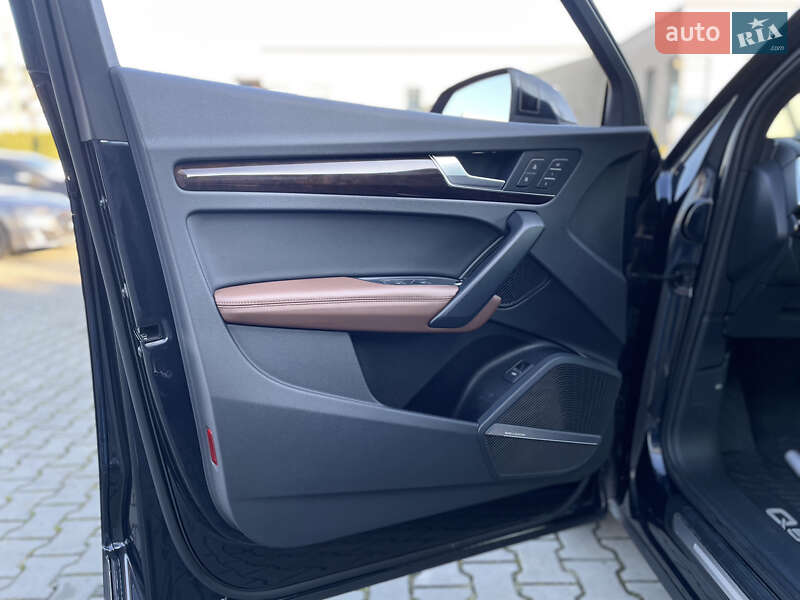 Позашляховик / Кросовер Audi Q5 2019 в Луцьку фото 12 Позашляховик / Кросовер Audi Q5 2019 в Луцьку