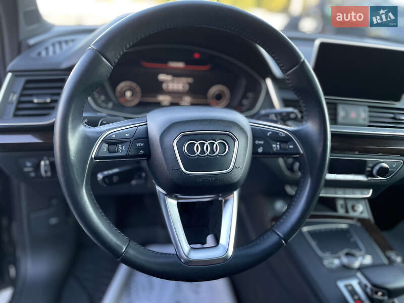 Позашляховик / Кросовер Audi Q5 2019 в Луцьку фото 17 Позашляховик / Кросовер Audi Q5 2019 в Луцьку
