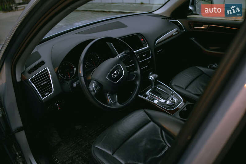 Внедорожник / Кроссовер Audi Q5 2015 в Одессе
