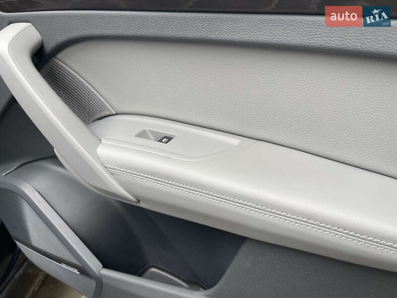 Внедорожник / Кроссовер Audi Q5 2019 в Ровно