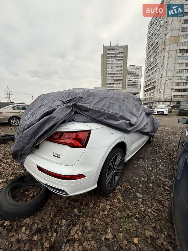 Внедорожник / Кроссовер Audi Q5 2018 в Киеве