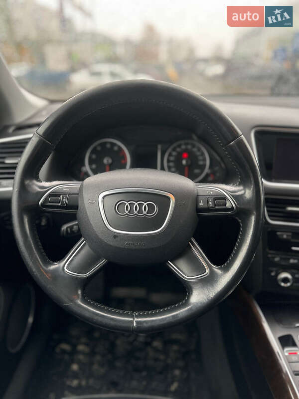 Внедорожник / Кроссовер Audi Q5 2015 в Сумах