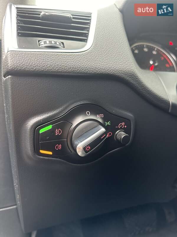 Внедорожник / Кроссовер Audi Q5 2015 в Сумах