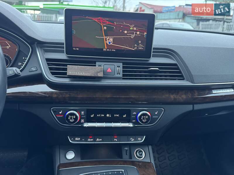 Внедорожник / Кроссовер Audi Q5 2019 в Тернополе