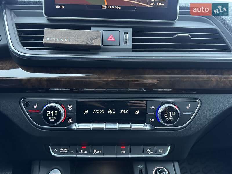 Внедорожник / Кроссовер Audi Q5 2019 в Тернополе