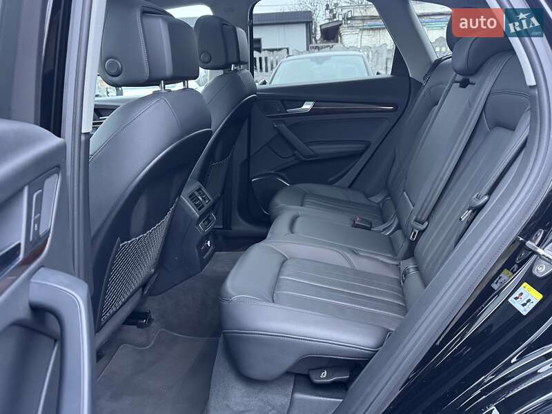Внедорожник / Кроссовер Audi Q5 2019 в Тернополе