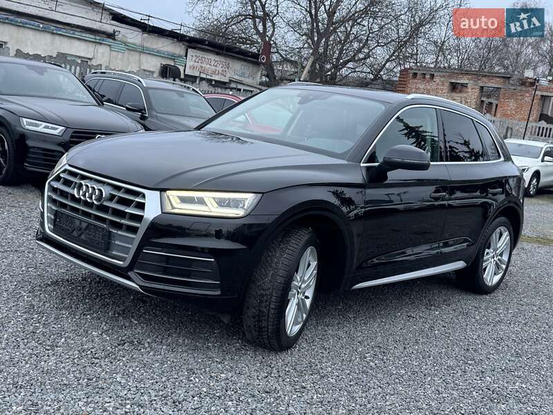 Внедорожник / Кроссовер Audi Q5 2019 в Тернополе