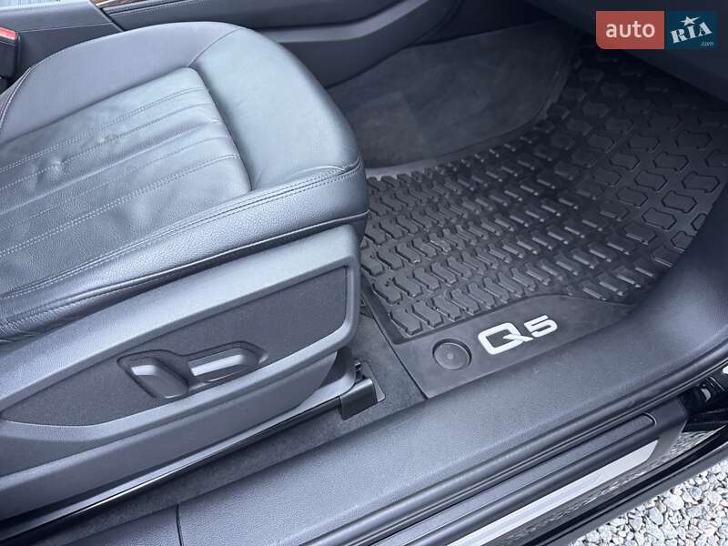 Внедорожник / Кроссовер Audi Q5 2019 в Тернополе