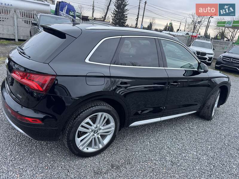 Внедорожник / Кроссовер Audi Q5 2019 в Тернополе