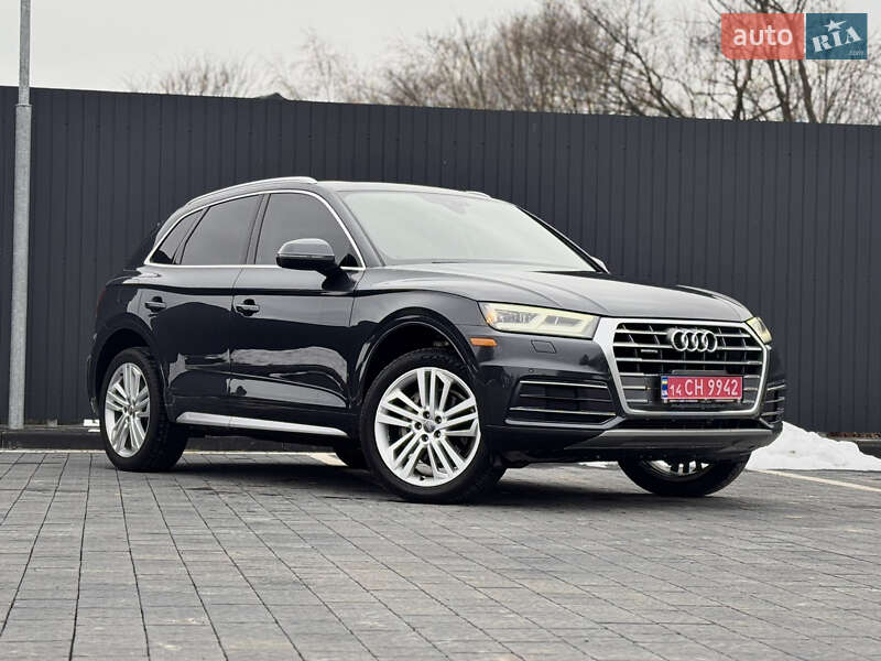 Внедорожник / Кроссовер Audi Q5 2017 в Самборе