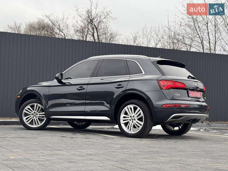 Внедорожник / Кроссовер Audi Q5 2017 в Самборе
