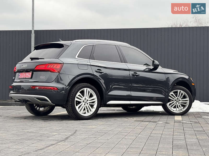 Внедорожник / Кроссовер Audi Q5 2017 в Самборе