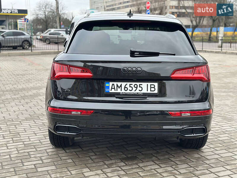 Внедорожник / Кроссовер Audi Q5 2019 в Житомире