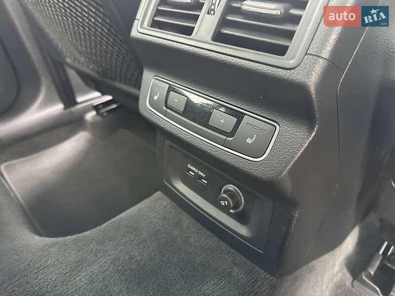 Внедорожник / Кроссовер Audi Q5 2019 в Житомире